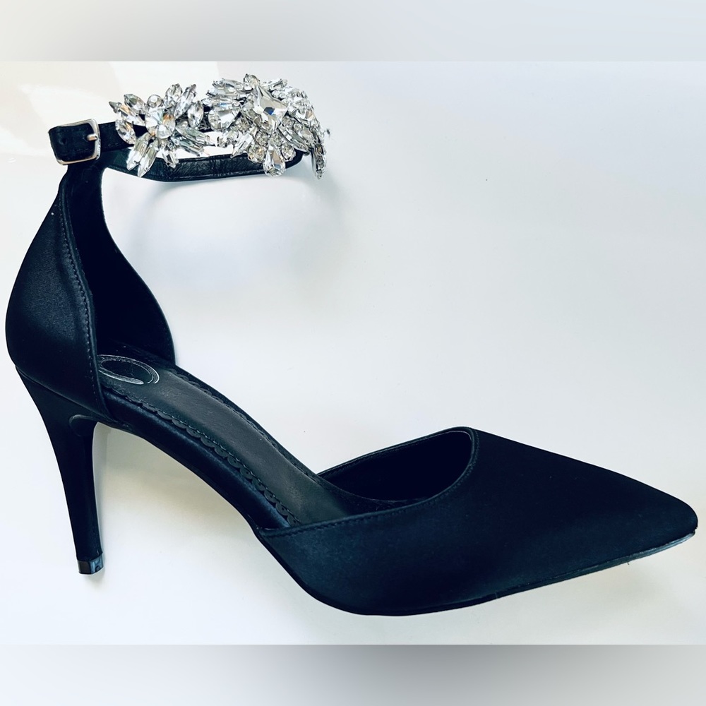 Journee Collection Womens Loxley Pointed Toe Stiletto Heel Pumps